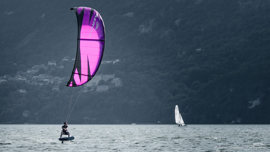 Kite foil lac du Bourget chateau de Bourdeau